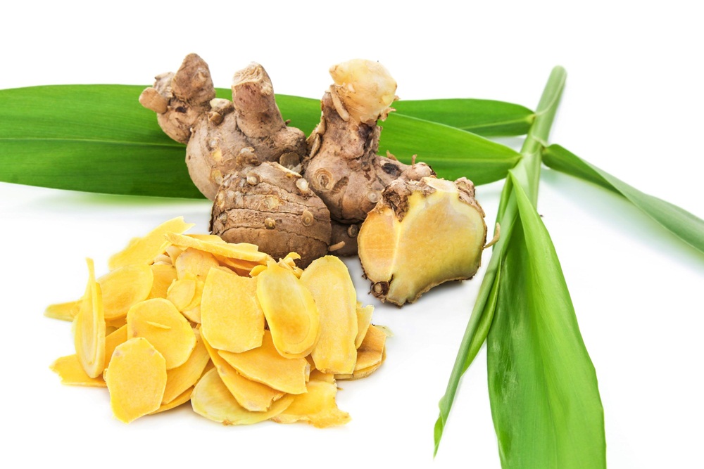 ไพล (Zingiber montanum (Koenig ) Link ex Dietr.)
